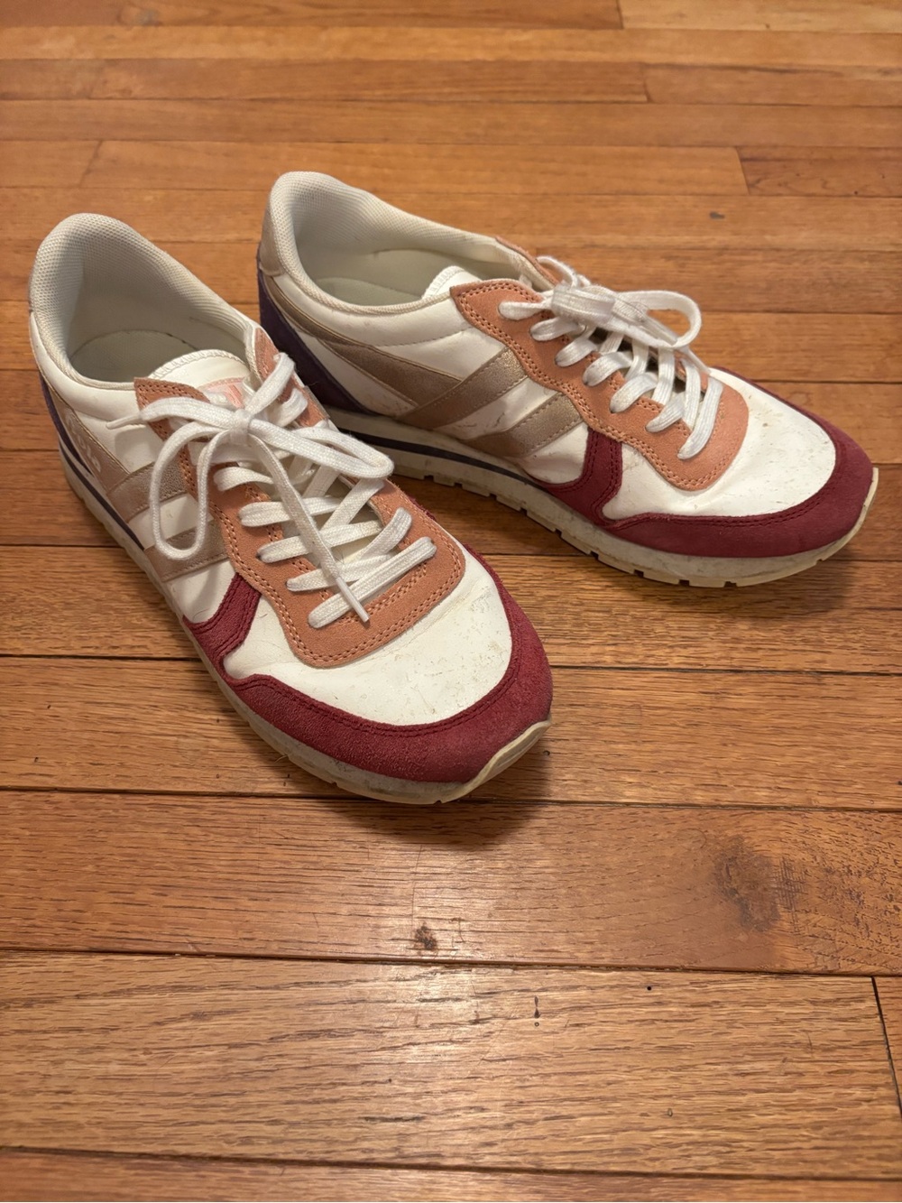 Gola Womens size 9